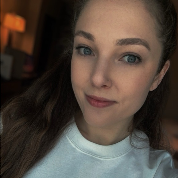 Meet your Posher, Alexis - Picture 5 of 7